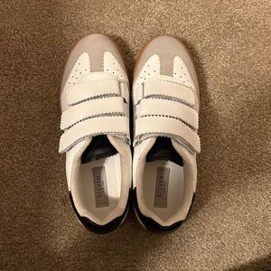 Steven Velcro sneaker